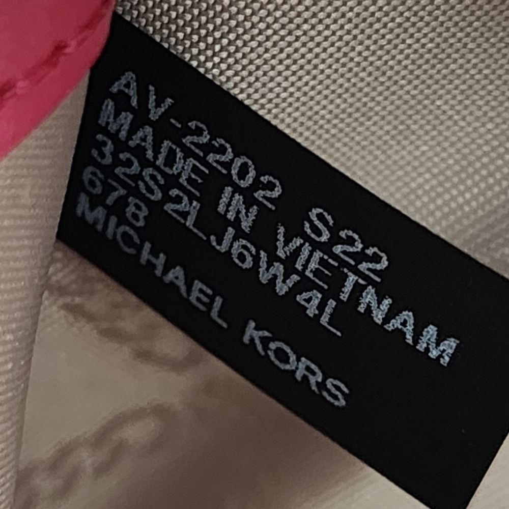 Michael Kors Sinclair Embossed Logo Large Pink Tote SET - Picture 9 of 11